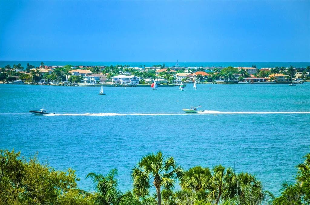 139 BLUFF VIEW DRIVE # 407, BELLEAIR BLUFFS, FL 33770