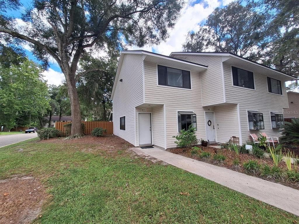 6111 SW 8TH PLACE, GAINESVILLE, FL 32607