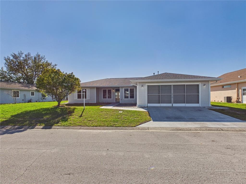 10482 S CLINT LOOP, FLORAL CITY, FL 34436