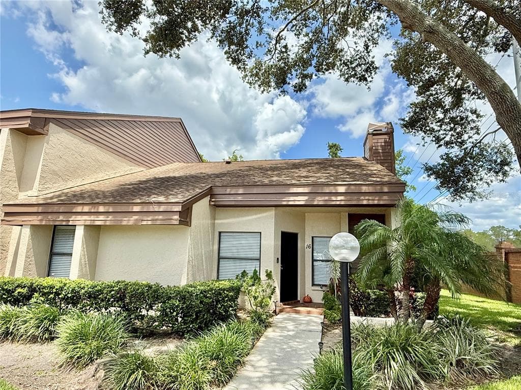 2816 COUNTRYBROOK DRIVE # L16, PALM HARBOR, FL 34684