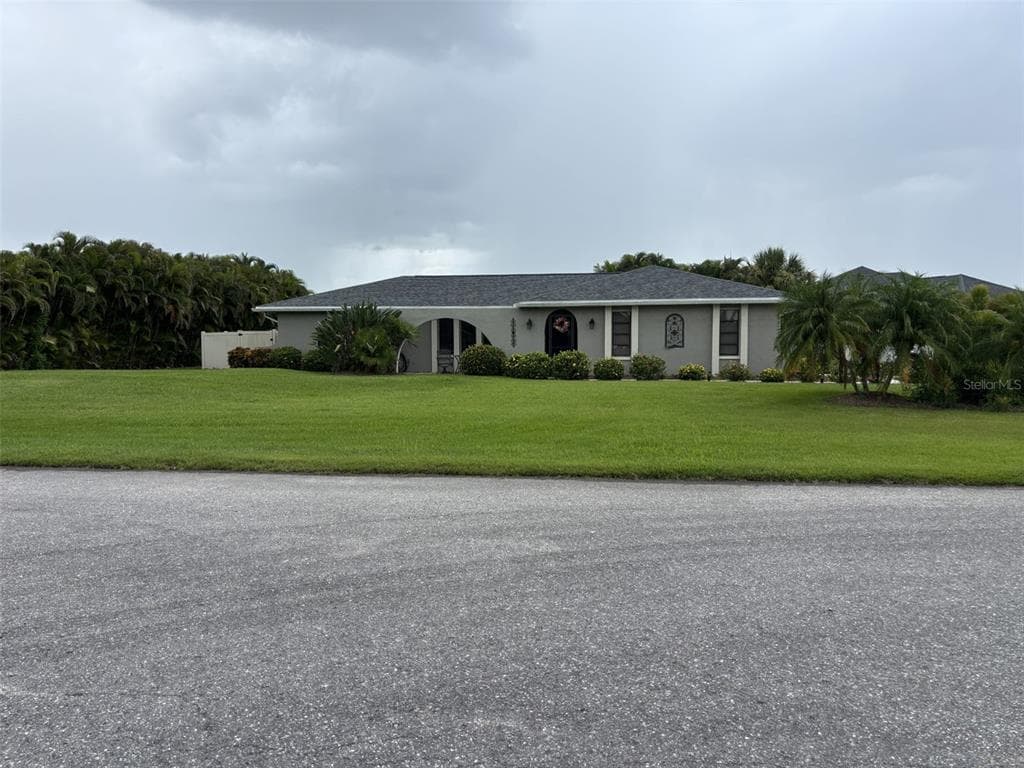 17071 WATERS EDGE CIRCLE, NORTH FORT MYERS, FL 33917