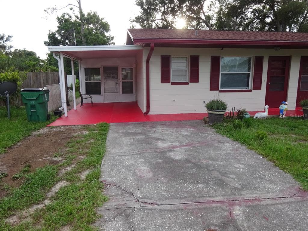 6141 10TH STREET, ZEPHYRHILLS, FL 33542