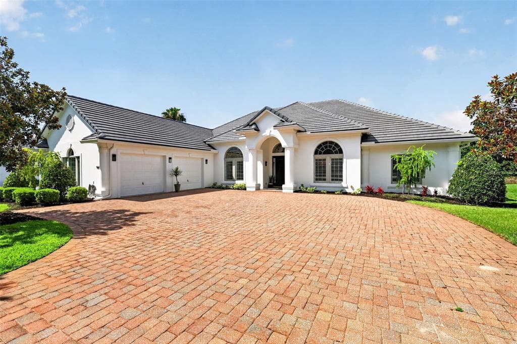 9616 SAN FERNANDO COURT, HOWEY IN THE HILLS, FL 34737