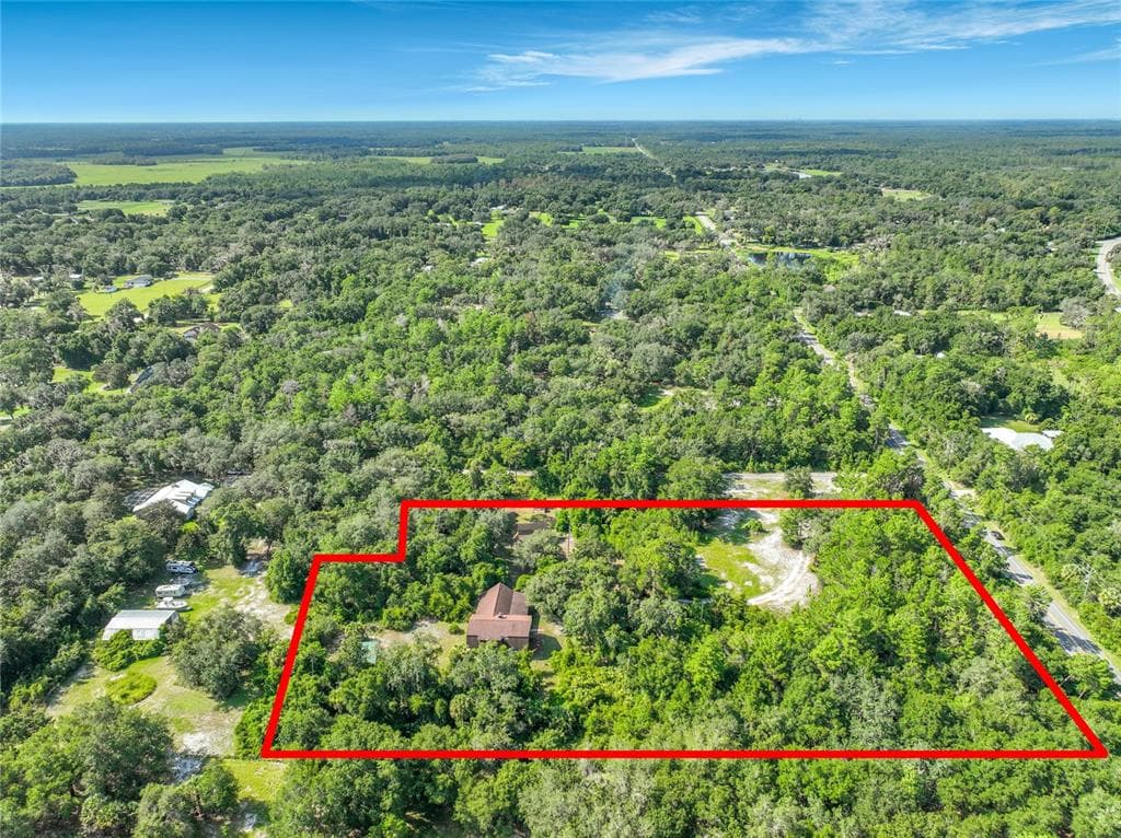 125 SNOW HILL ROAD, GENEVA, FL 32732