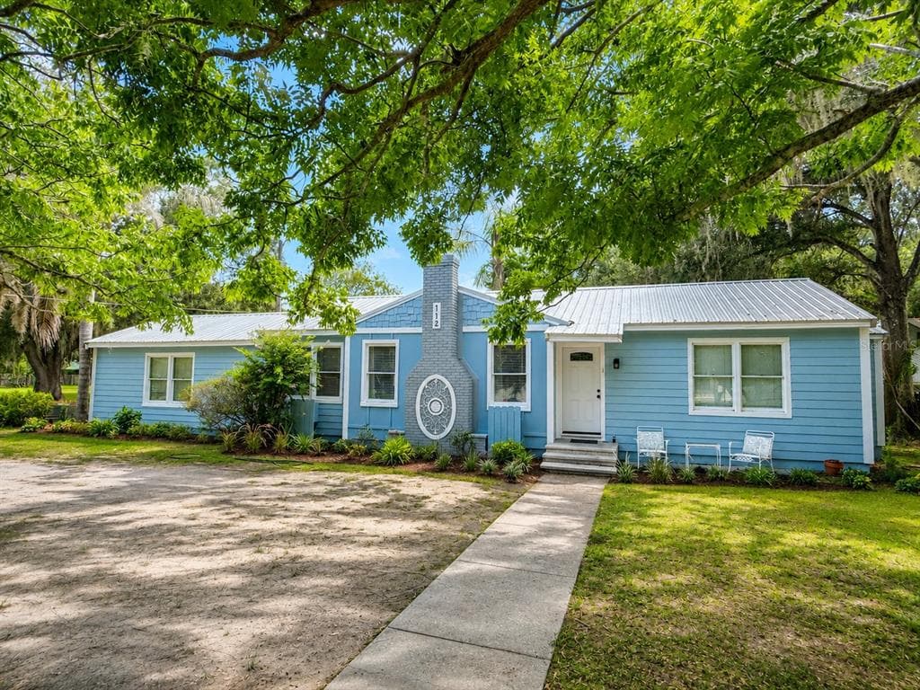 112 S DIXIE AVENUE # 2, FRUITLAND PARK, FL 34731