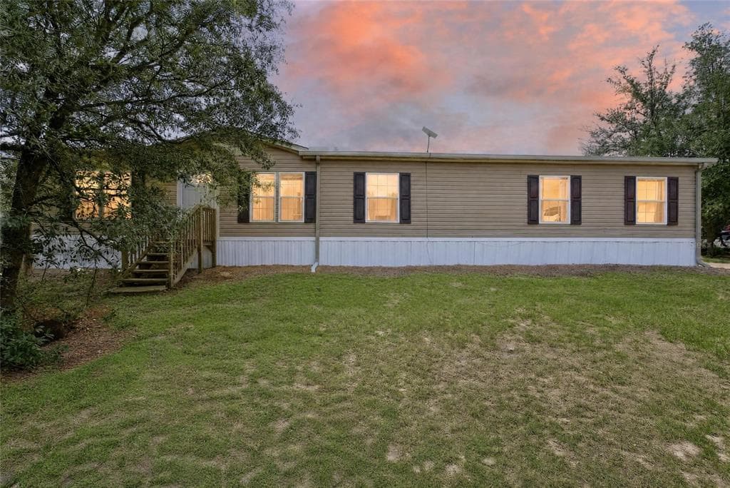 4830 NE 121 AVENUE, WILLISTON, FL 32696