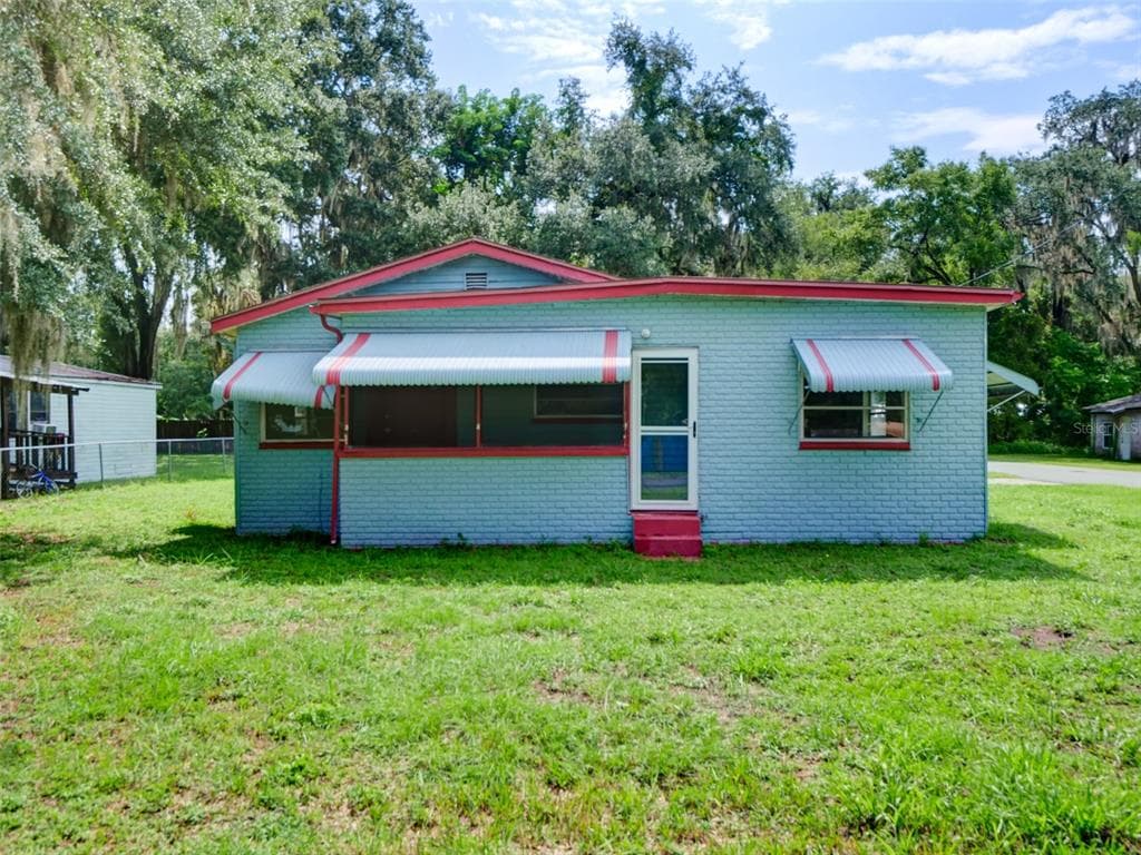 813 NW 5TH STREET, WEBSTER, FL 33597