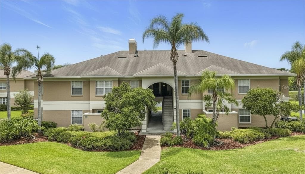 704 EAGLE POND DRIVE # 704, WINTER HAVEN, FL 33884