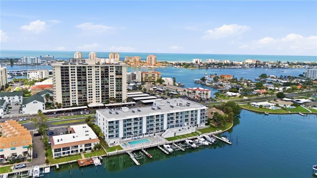 415 ISLAND WAY # 204, CLEARWATER, FL 33767