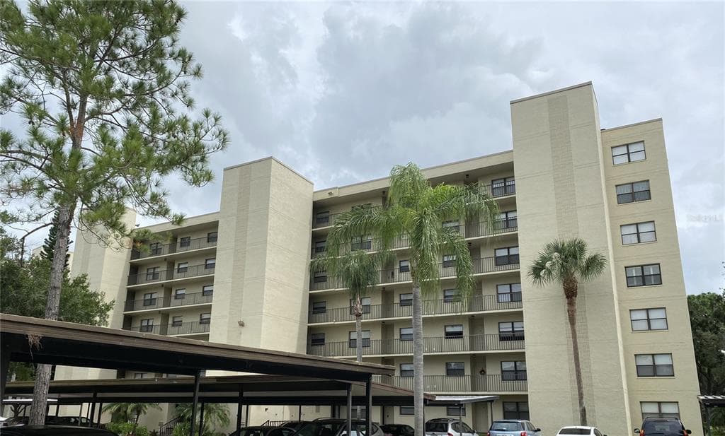 800 COVE CAY DRIVE # 5D, CLEARWATER, FL 33760