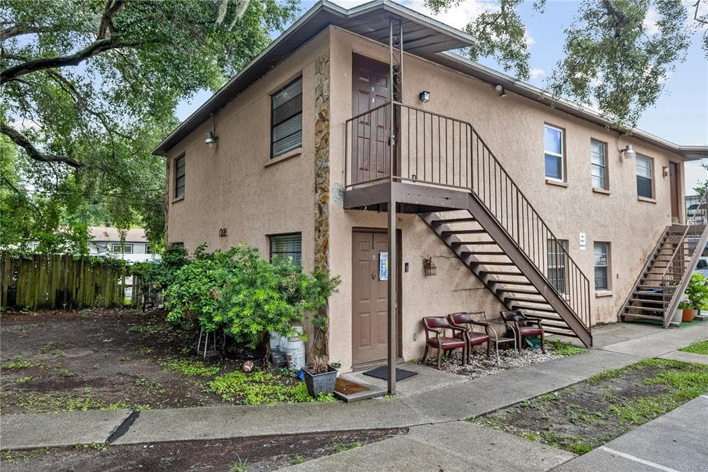 1221 E MOHAWK AVENUE # C, TAMPA, FL 33604