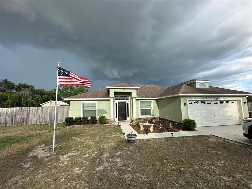 40320 W 2ND AVENUE, UMATILLA, FL 32784