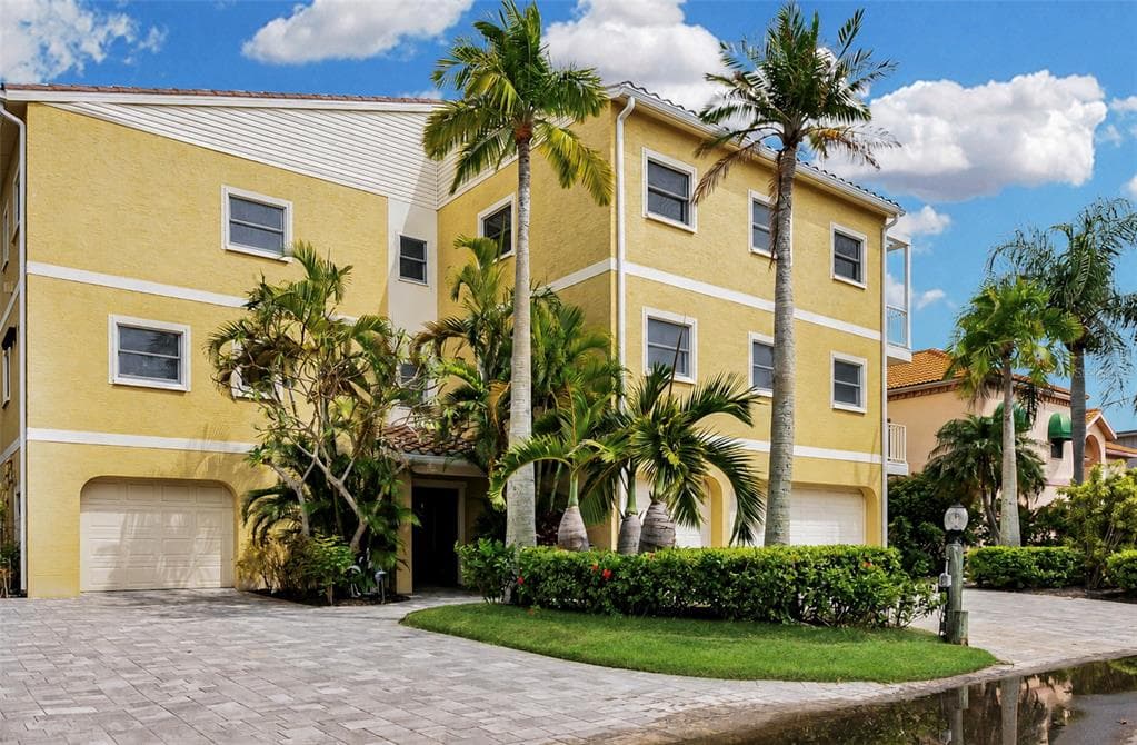 614 NORTON STREET, LONGBOAT KEY, FL 34228