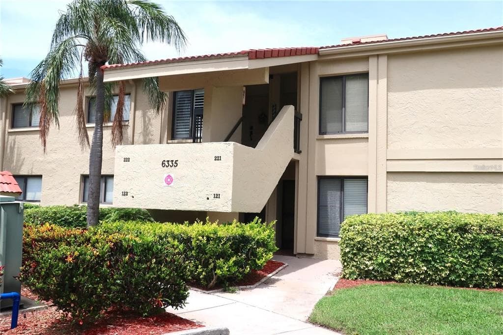 6335 PALMA DEL MAR BOULEVARD S # 221, ST PETERSBURG, FL 33715