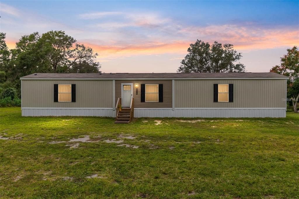 14642 NE 111TH TERRACE, FORT MC COY, FL 32134