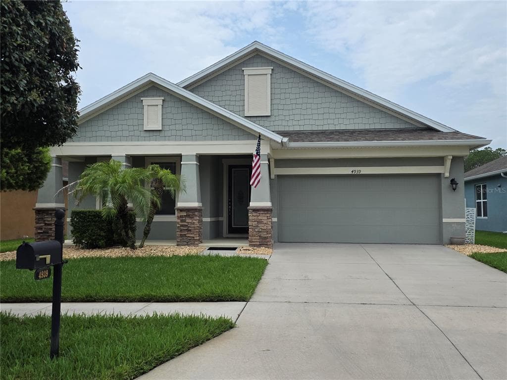 4939 AUTUMN RIDGE DRIVE, WESLEY CHAPEL, FL 33545