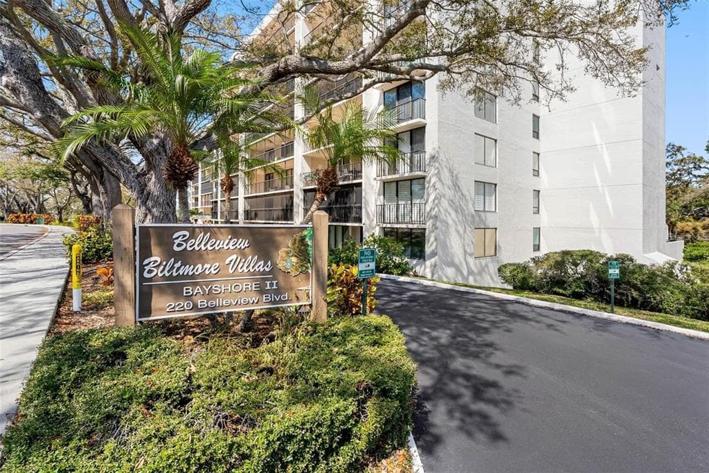 220 BELLEVIEW BOULEVARD # 311, CLEARWATER, FL 33756