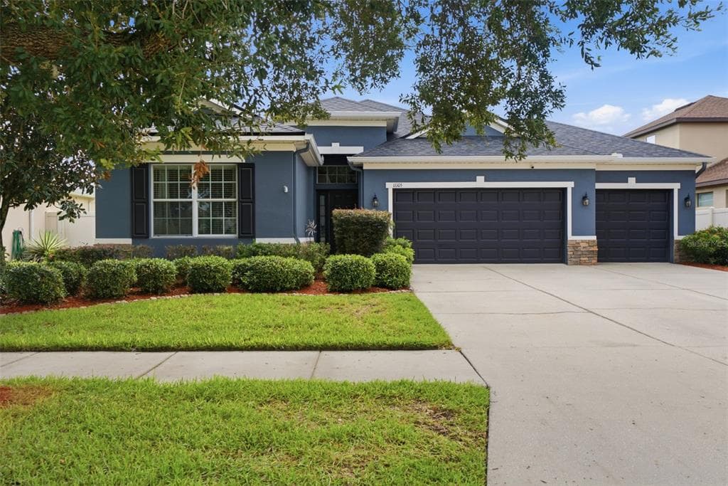 11105 WEMBLEY LANDING DRIVE, LITHIA, FL 33547