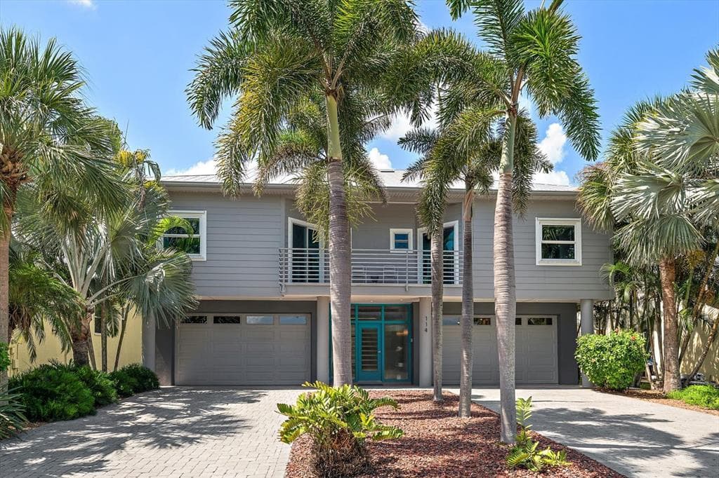 114 13TH STREET, BELLEAIR BEACH, FL 33786