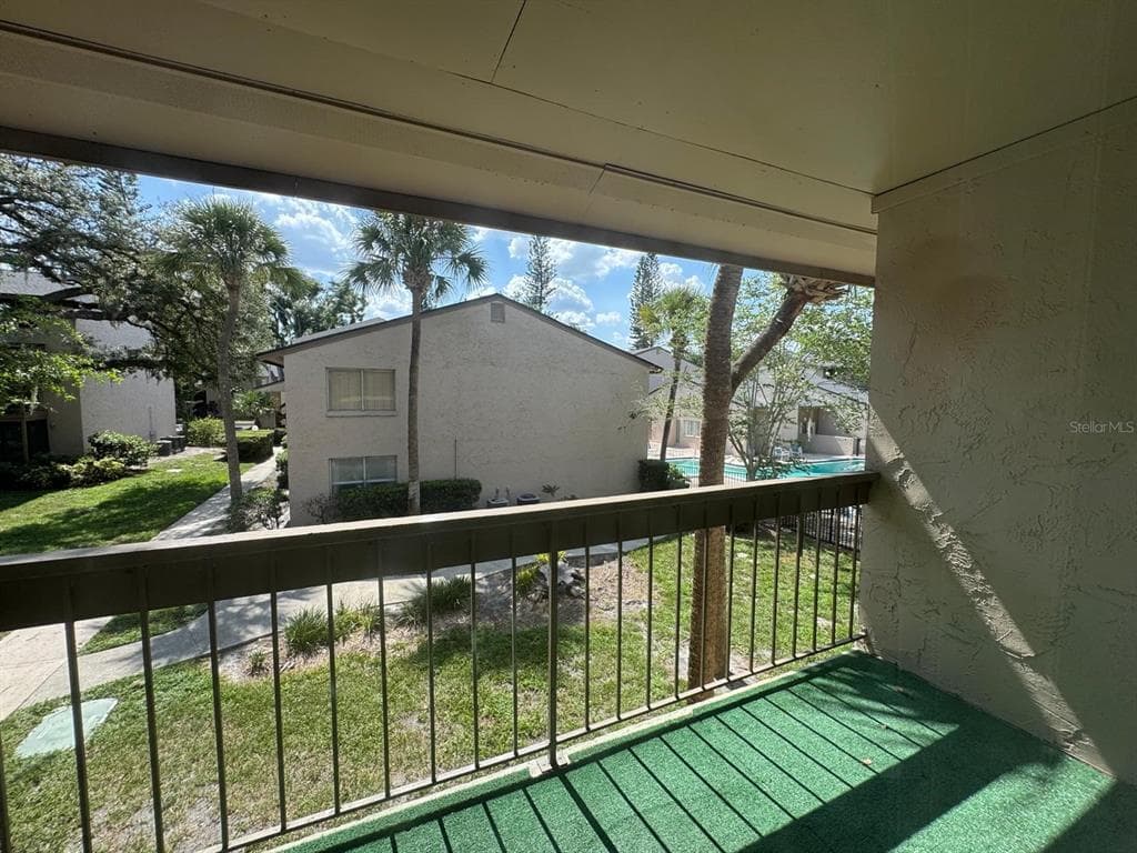 7512 NEEDLE LEAF PLACE # 52, TAMPA, FL 33617
