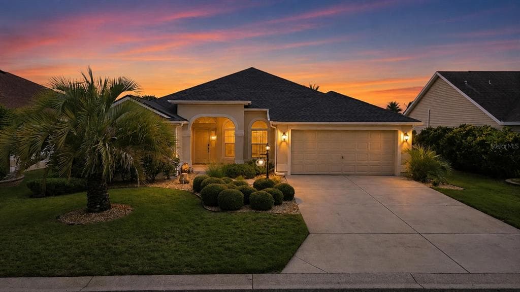 2266 BACHMAN PATH, THE VILLAGES, FL 32162