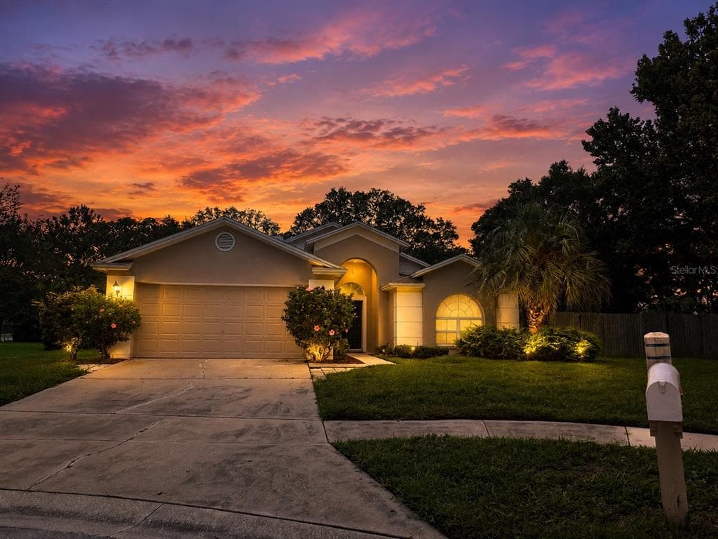 28427 SUNVALE PLACE, WESLEY CHAPEL, FL 33543