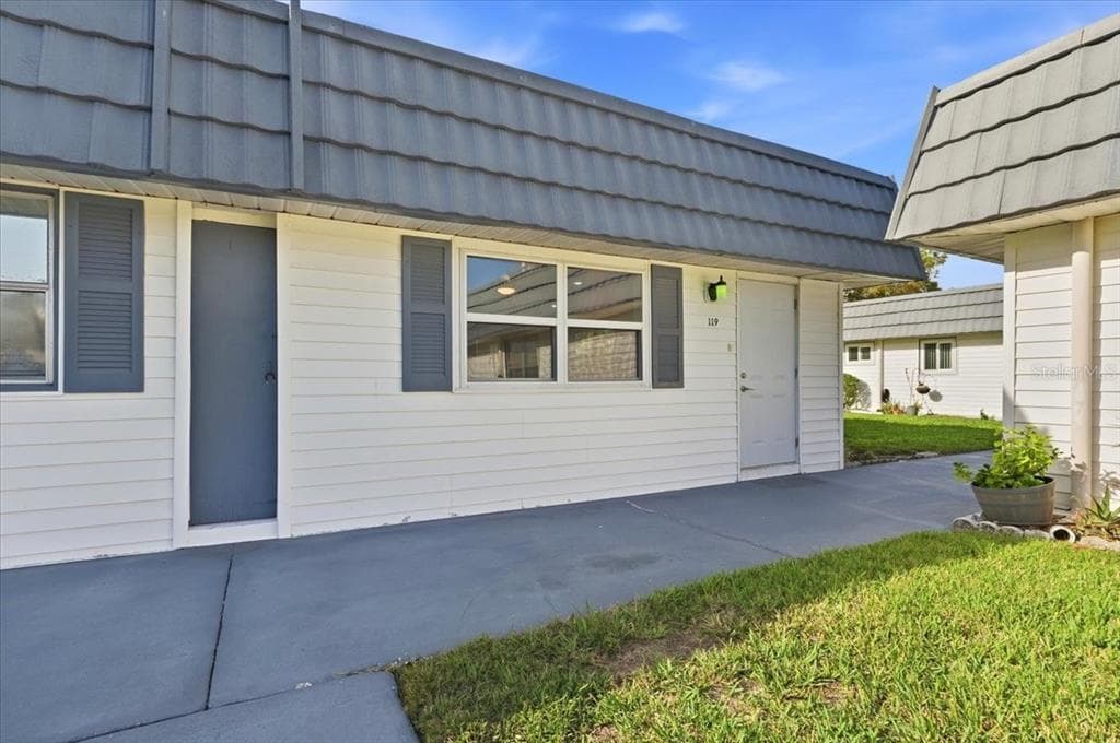 205 ANDOVER PLACE N # 119, SUN CITY CENTER, FL 33573