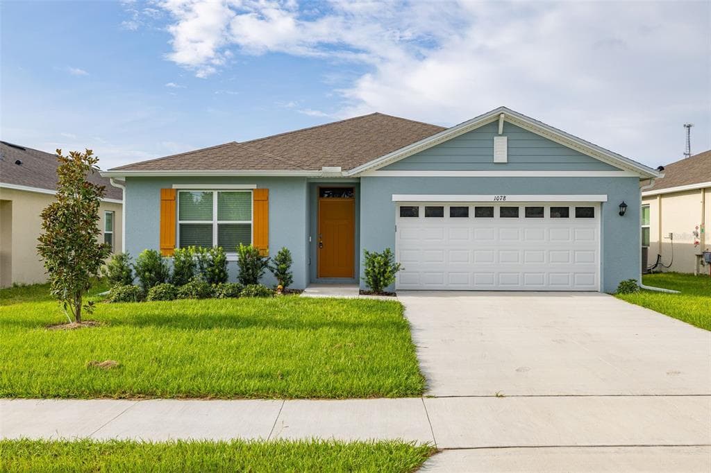 1078 CLAY BOULEVARD, TAVARES, FL 32778