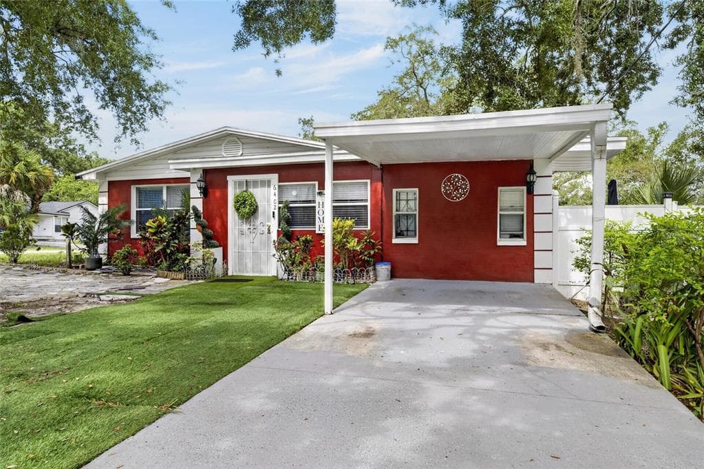 6402 N 41ST STREET, TAMPA, FL 33610