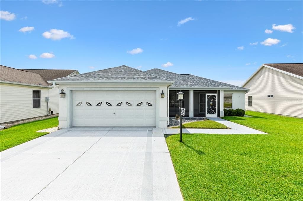 811 SAN SALVADOR DRIVE, THE VILLAGES, FL 32159