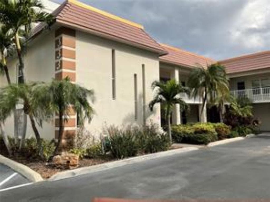 333 ISLAND WAY # 101, CLEARWATER BEACH, FL 33767