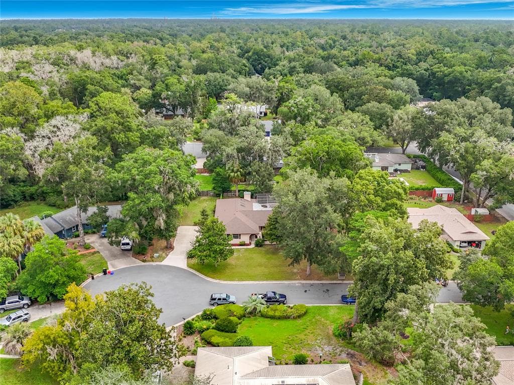 3944 NW 40TH COURT, GAINESVILLE, FL 32606