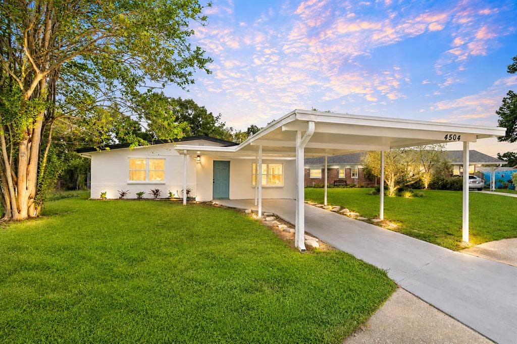 4504 ASHMORE DRIVE, TAMPA, FL 33610