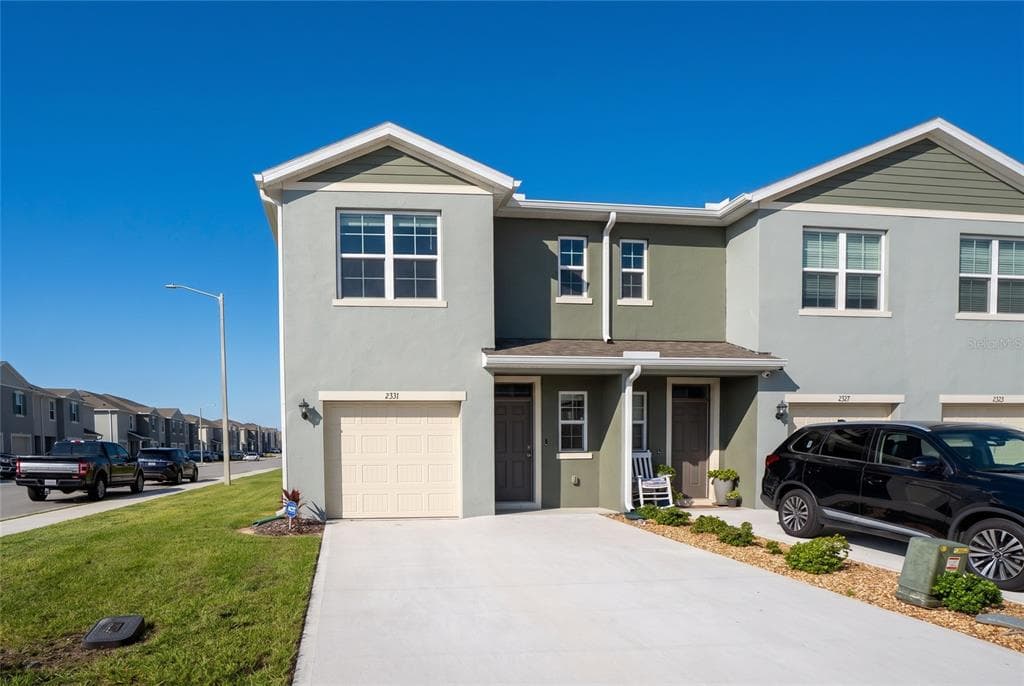 2331 GIFFORD DRIVE, DAVENPORT, FL 33837