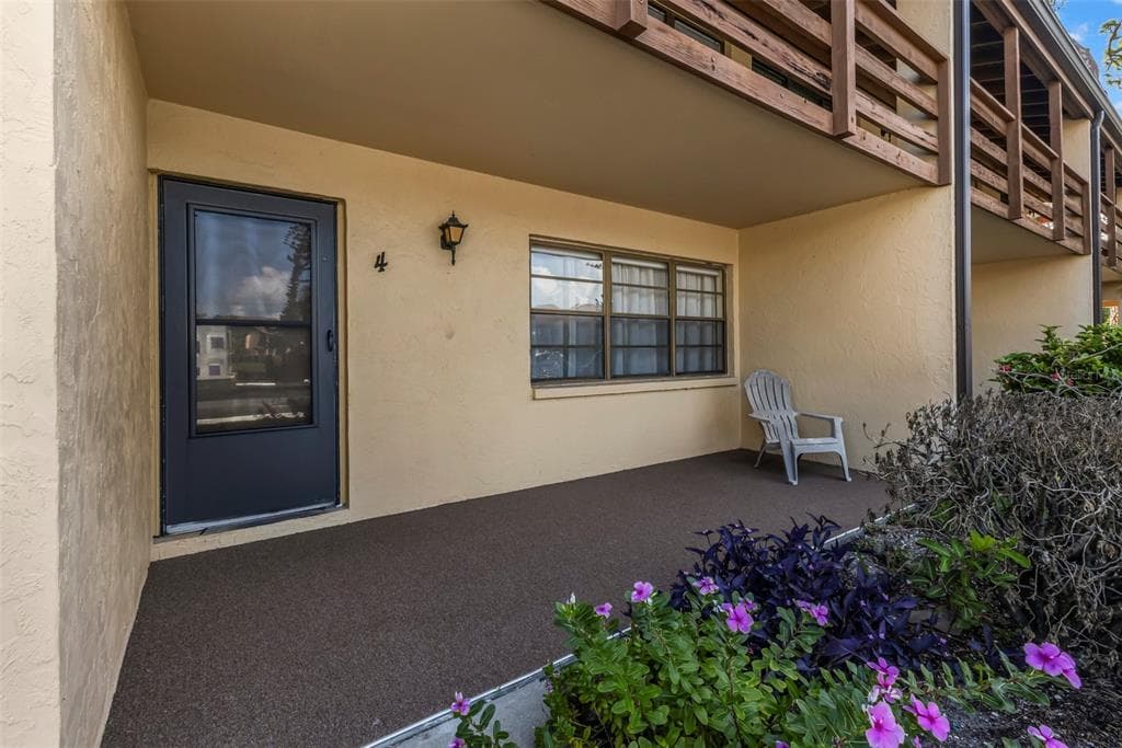 8 QUAILS RUN BOULEVARD # 4, ENGLEWOOD, FL 34223