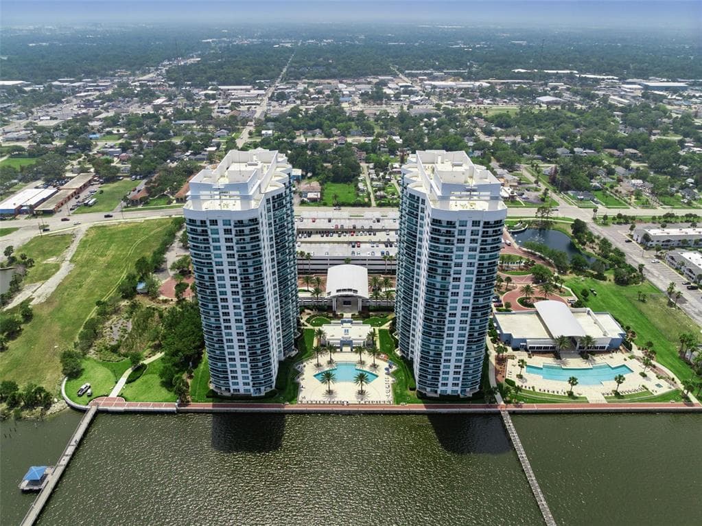 241 RIVERSIDE DRIVE # 608, HOLLY HILL, FL 32117