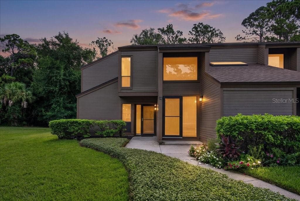 15 SHERBURY COURT, PALM COAST, FL 32137
