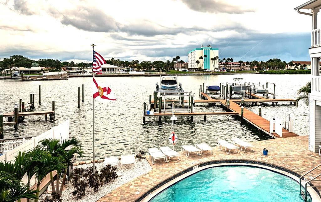 20019 GULF BOULEVARD # 9, INDIAN ROCKS BEACH, FL 33785