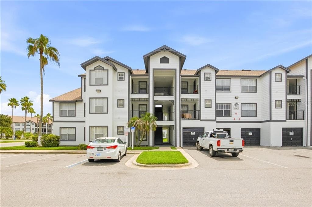 2213 GRAND CAYMAN COURT # 1121, KISSIMMEE, FL 34741
