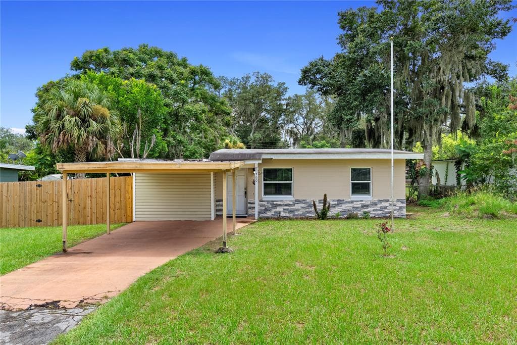 460 E 3RD STREET, CHULUOTA, FL 32766