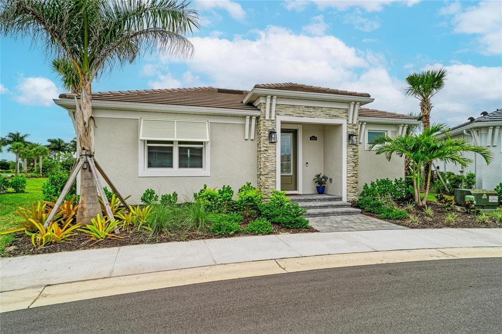 4064 SANTA CATERINA BOULEVARD # 101, LAKEWOOD RANCH, FL 34211