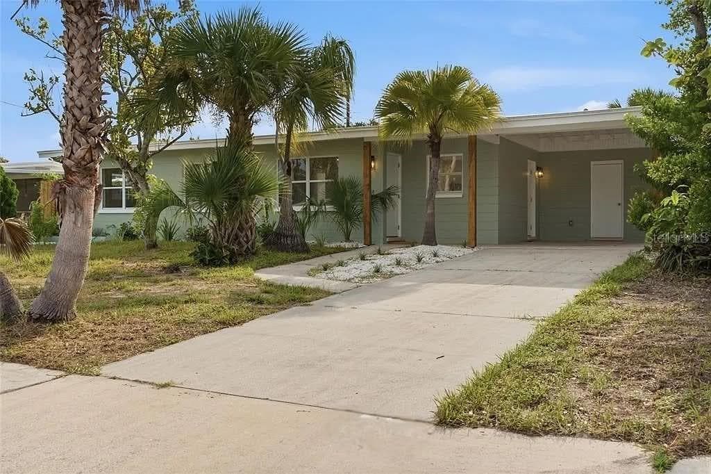 1060 JACKSON STREET, LARGO, FL 33770