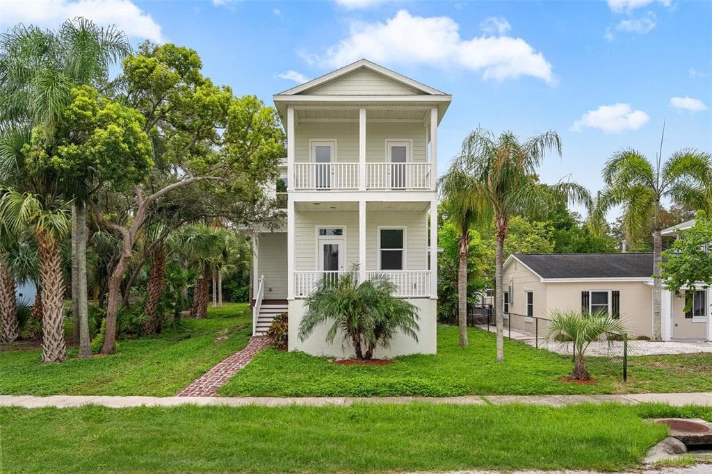 385 GEORGIA AVENUE, CRYSTAL BEACH, FL 34681