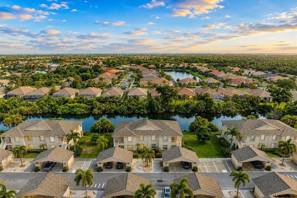 1404 AUBURN LAKES CIRCLE # 4, VENICE, FL 34292
