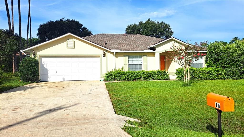 16 LLOSHIRE PATH, PALM COAST, FL 32164