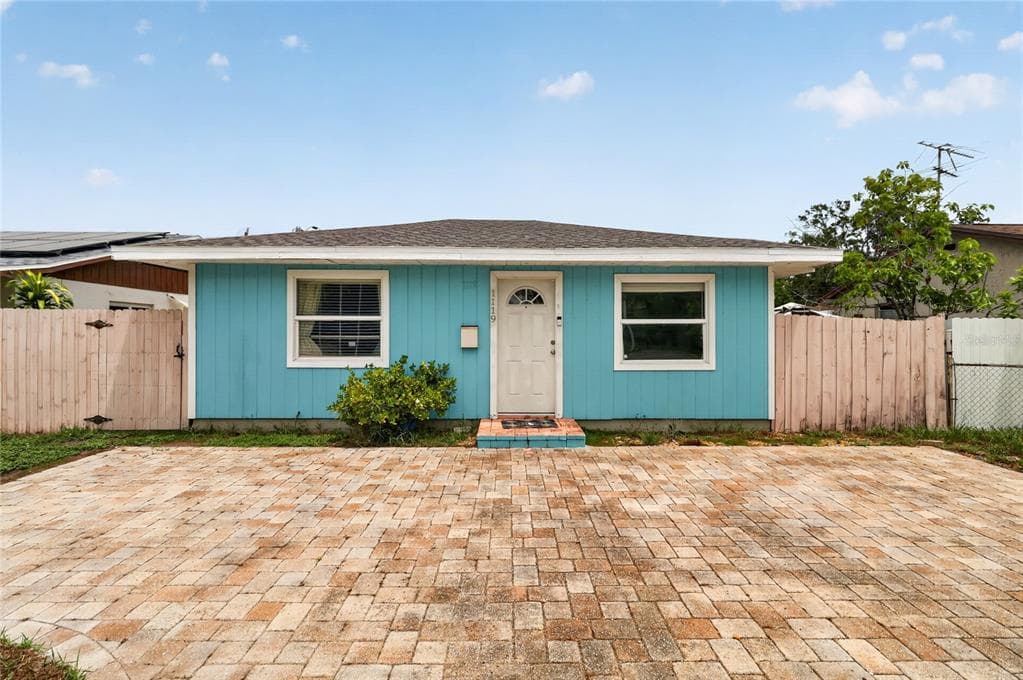 1119 54TH AVENUE N, ST PETERSBURG, FL 33703