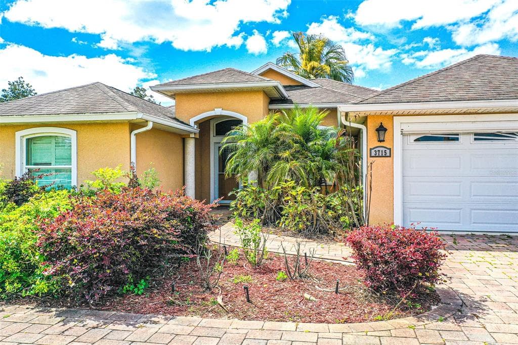 3715 SEBRING PARKWAY, SEBRING, FL 33870