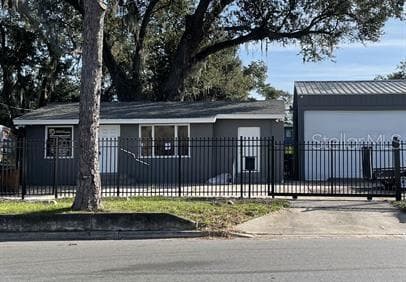 15 S DOLLINS AVENUE, ORLANDO, FL 32805