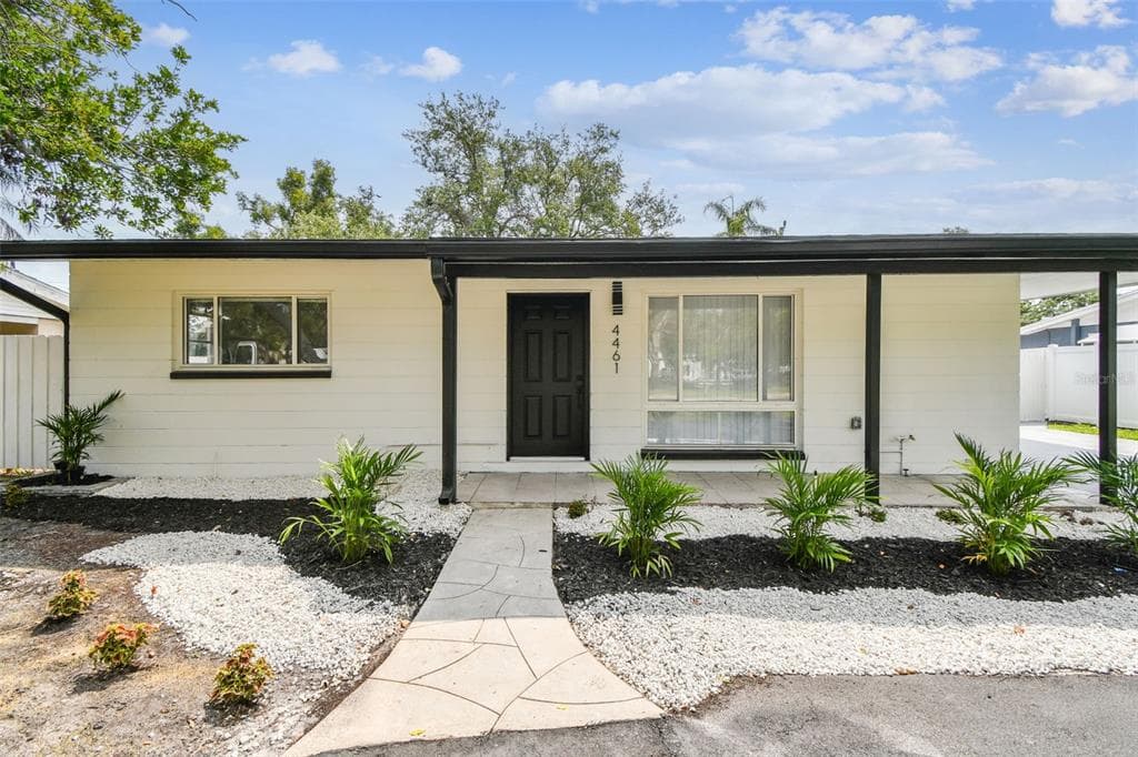 4461 SHORE ACRES BOULEVARD NE, ST PETERSBURG, FL 33703