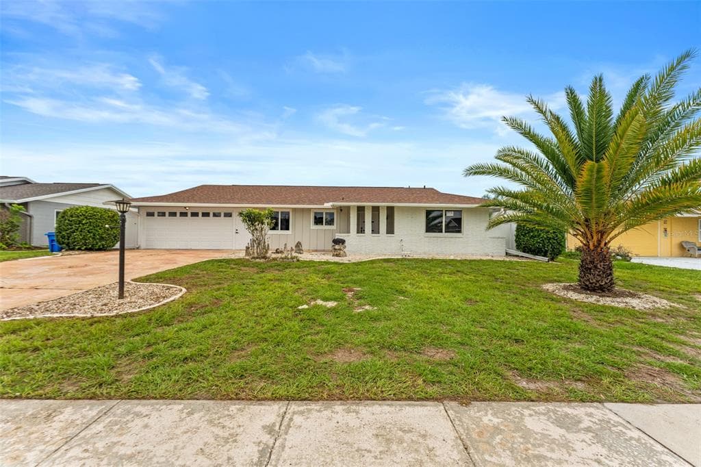 1406 SETON HALL DRIVE, SUN CITY CENTER, FL 33573